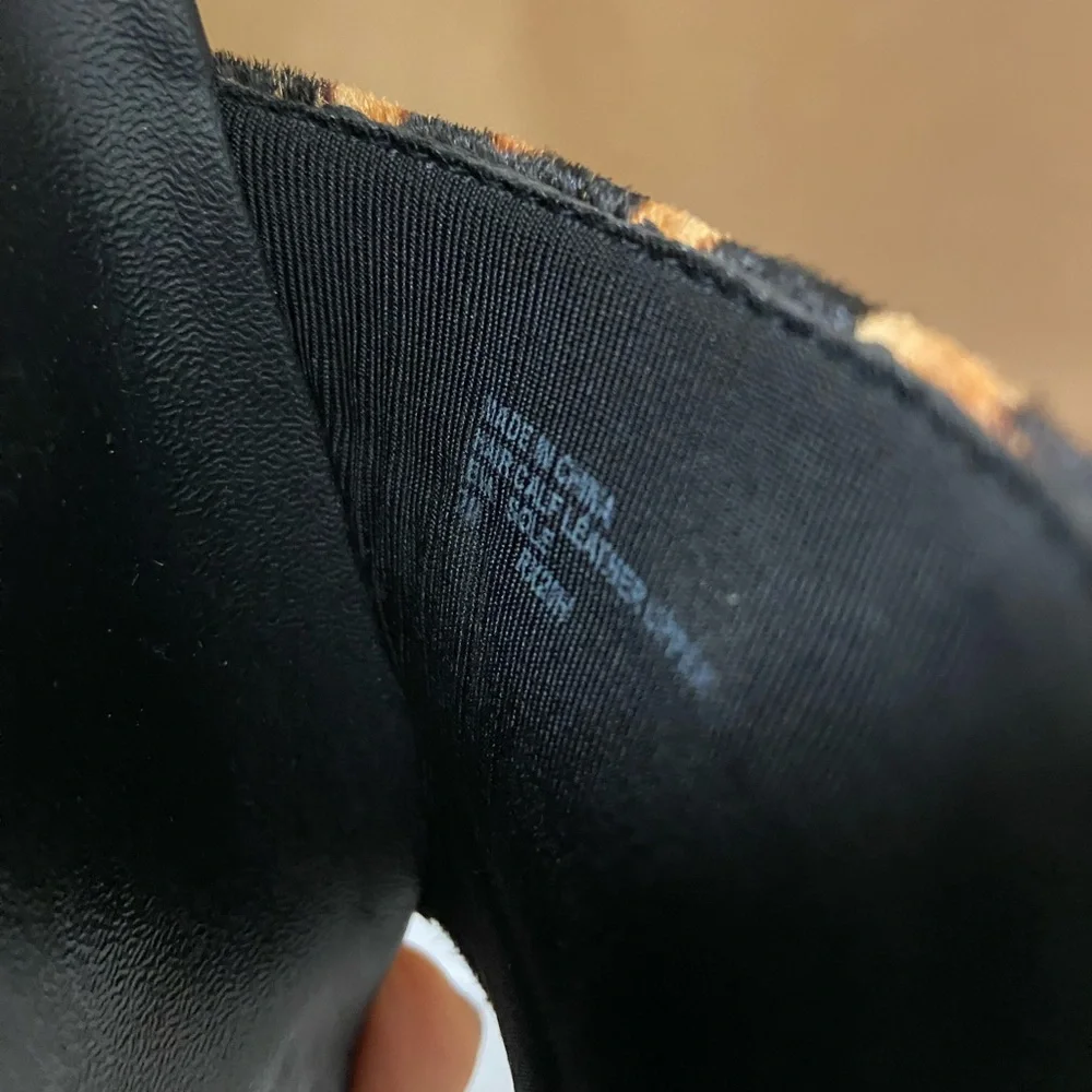 Michael Kors Animal Print Slides - Picture 14 of 14